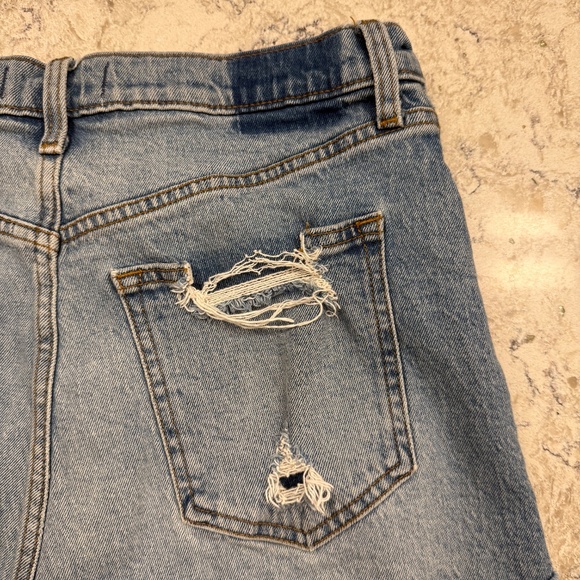 Pre-Owned Women's Abercrombie & fitch High Rise distressed  shorts size 29 -cp - Picture 7 of 7
